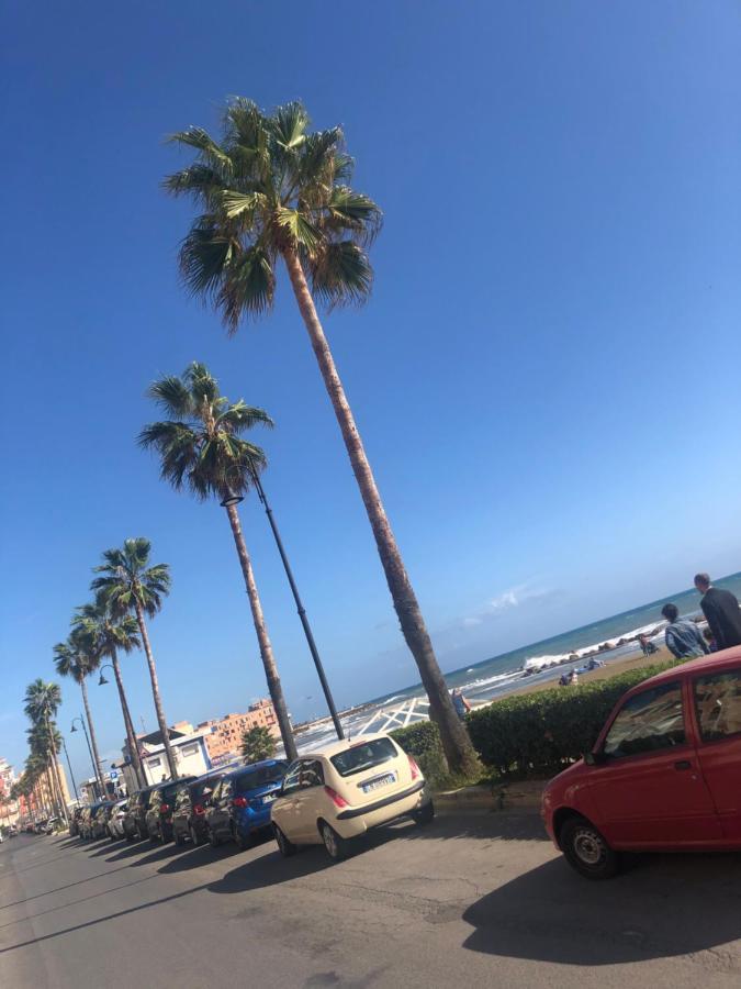 Ferienwohnung The Diamond In The Crown Of Nettuno Exterior foto